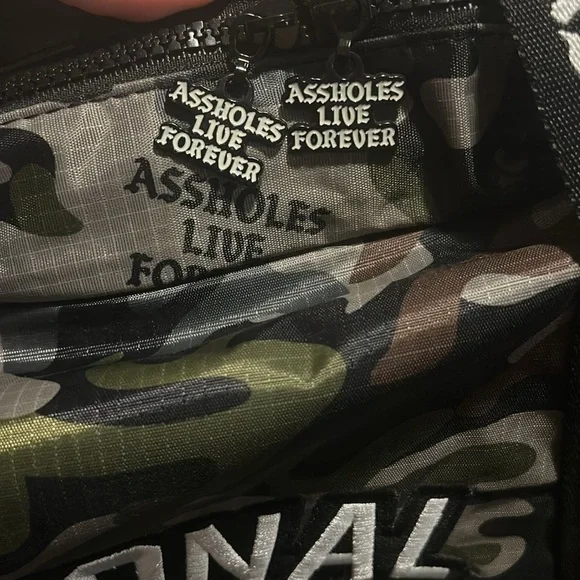 Emotional Baggage Camouflage Duffel Bag - Picture 4 of 4